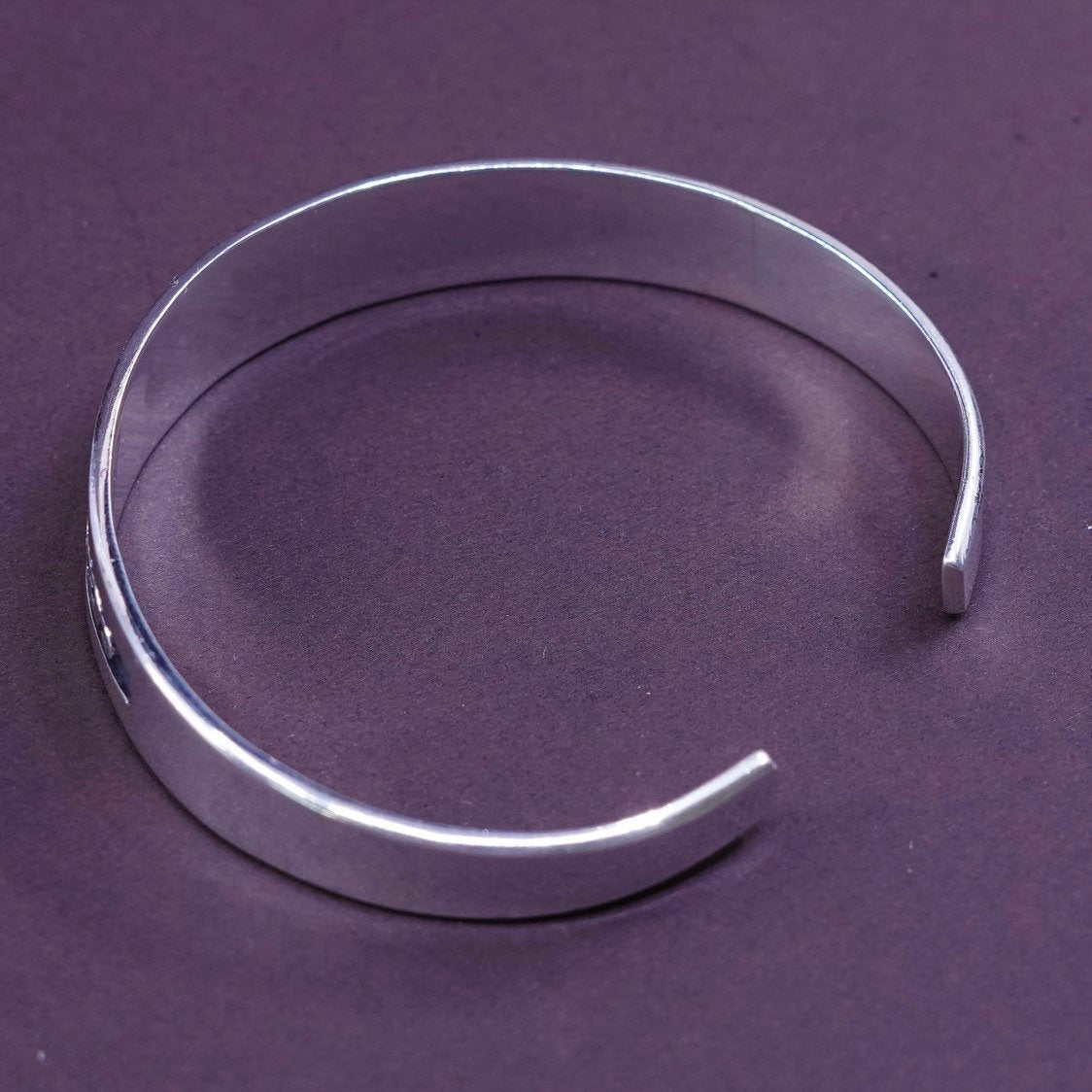 7", vtg Sterling silver handmade bracelet, Mexico 925 cuff w/ irish Celtic knot