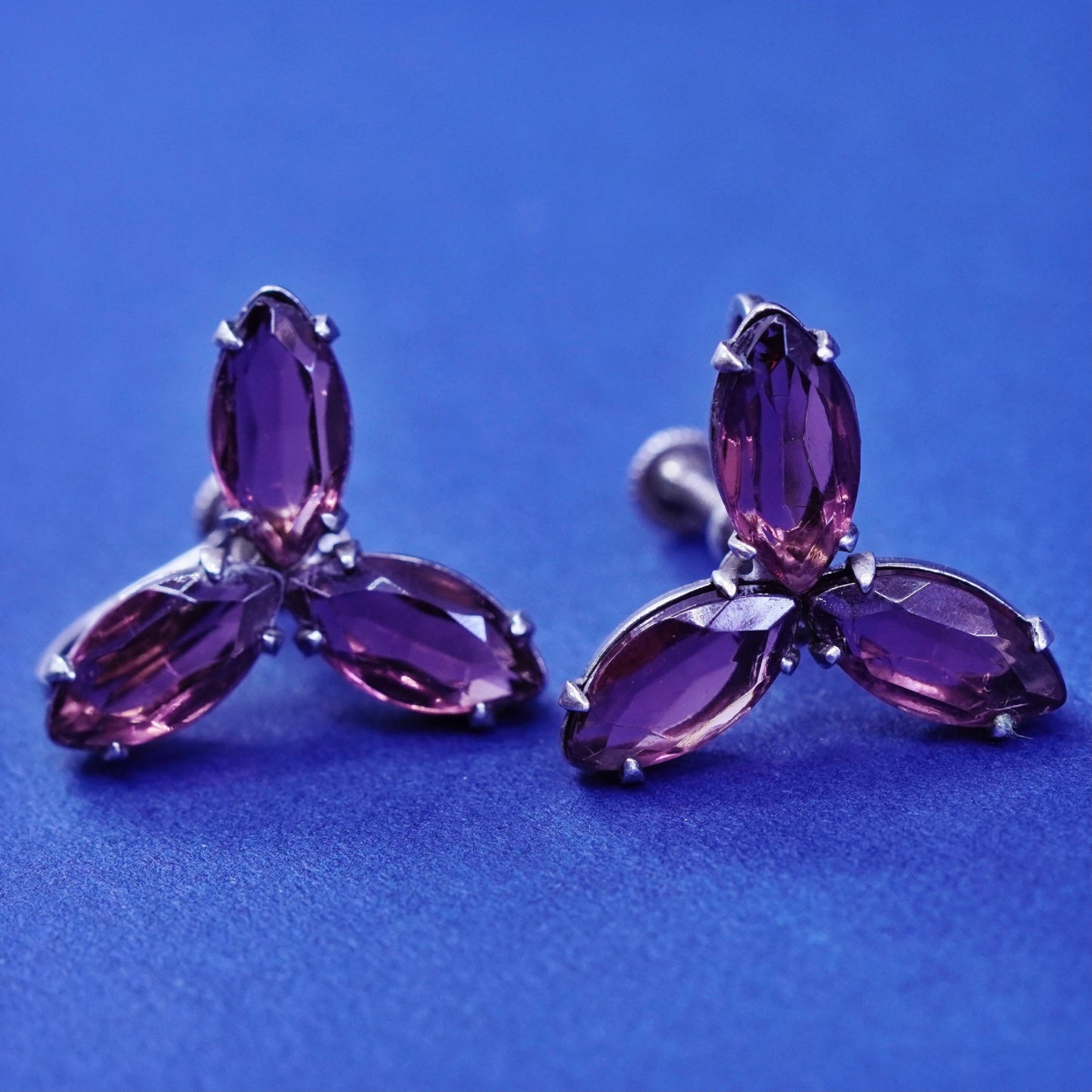 Vintage Sterling 925 silver screw back earrings with purple Rhinestone