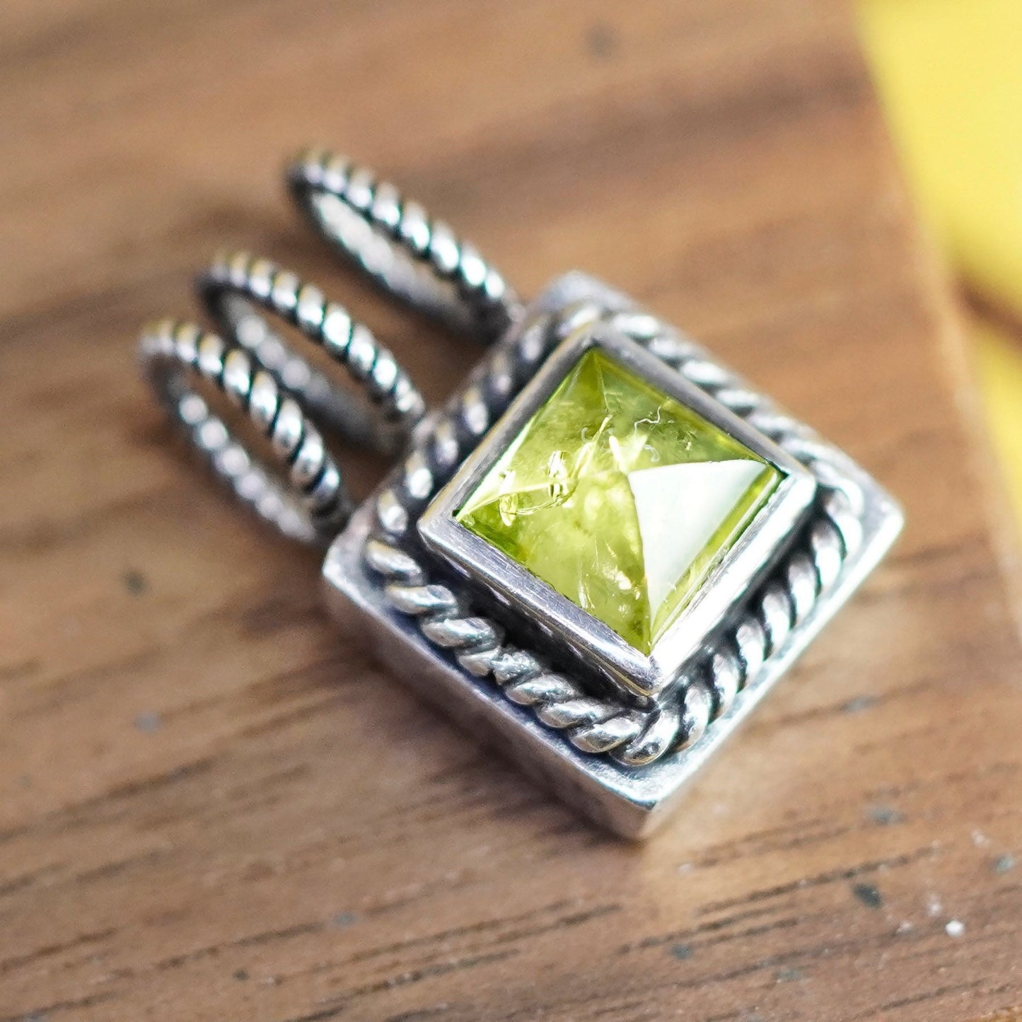 Vintage Sterling 925 silver handmade square pendant with peridot