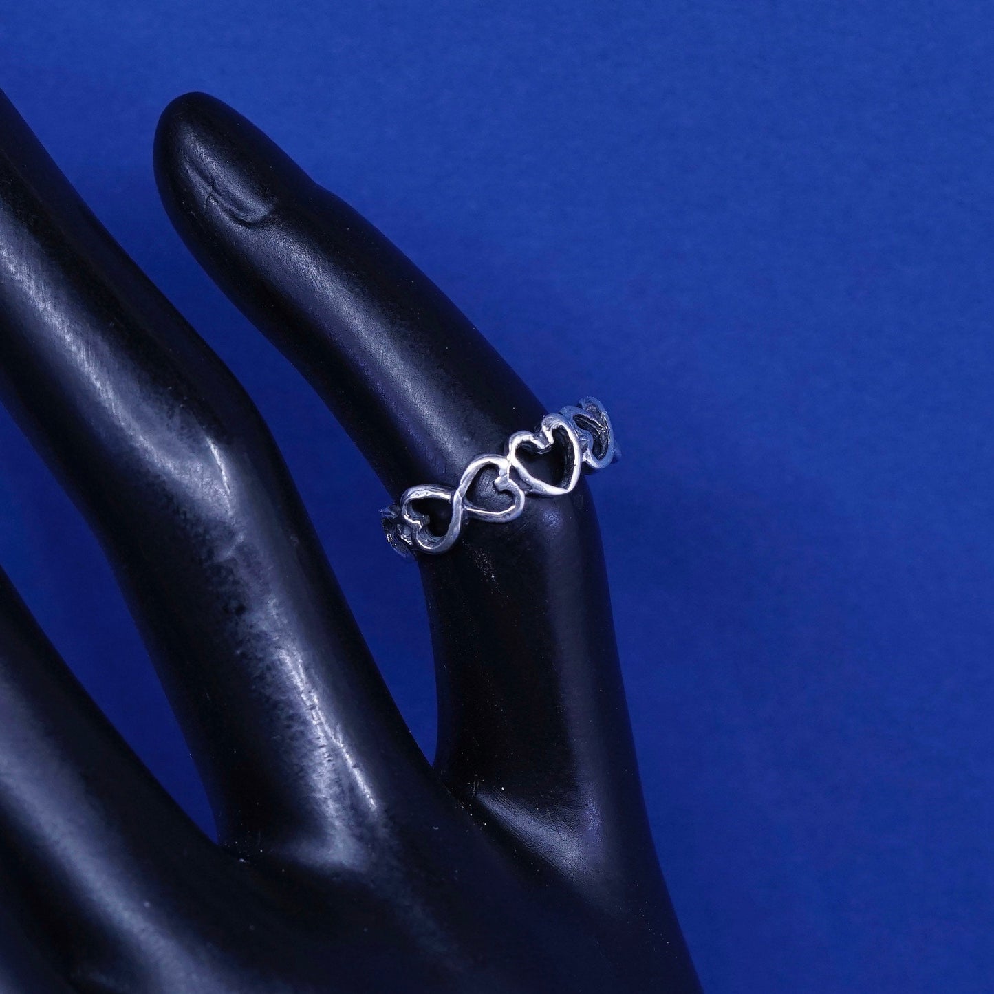 Size 2.5, vintage sterling silver handmade ring, 925 heart open band