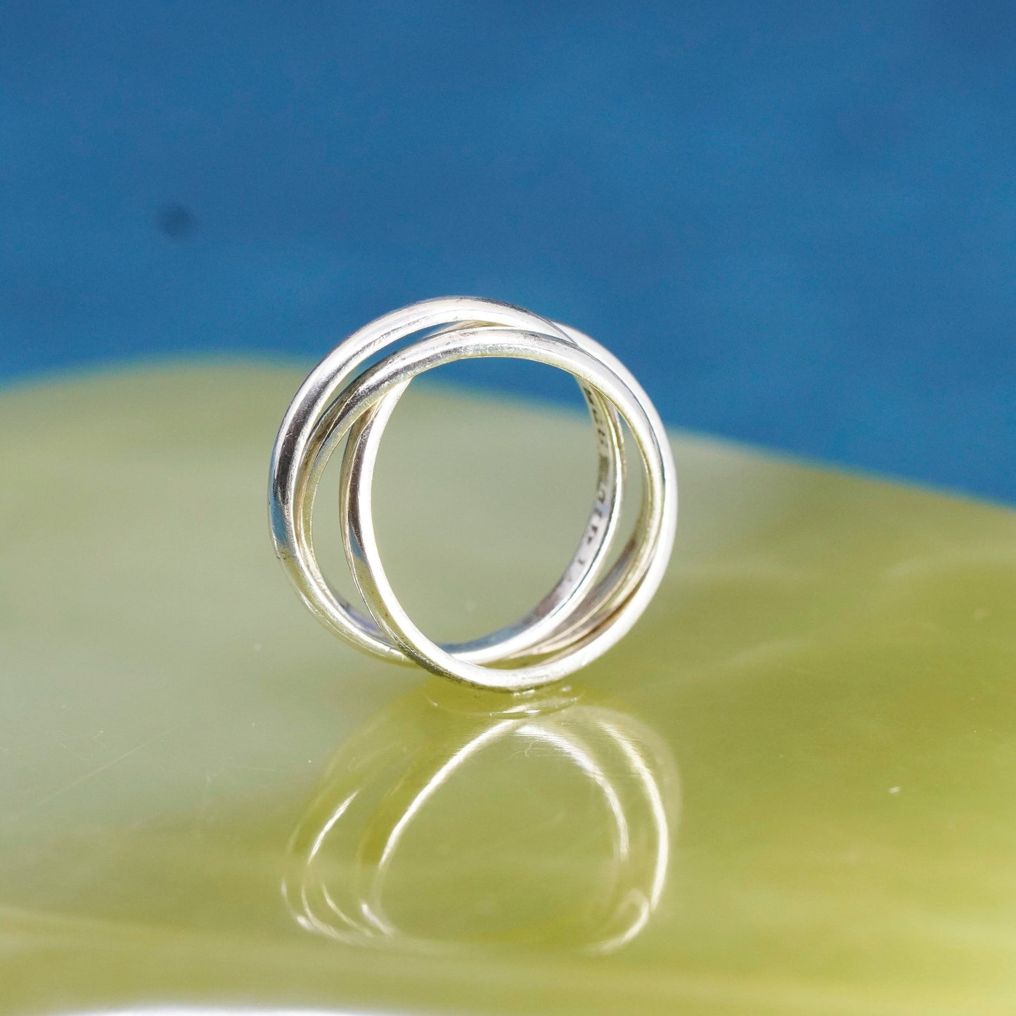 Size 6, vintage Sterling silver handmade ring, 925 entwined band