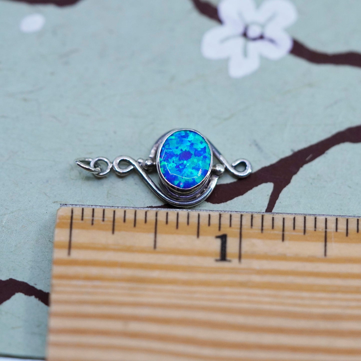 Vintage Sterling silver handmade pendant, 925 oval pendant with opal