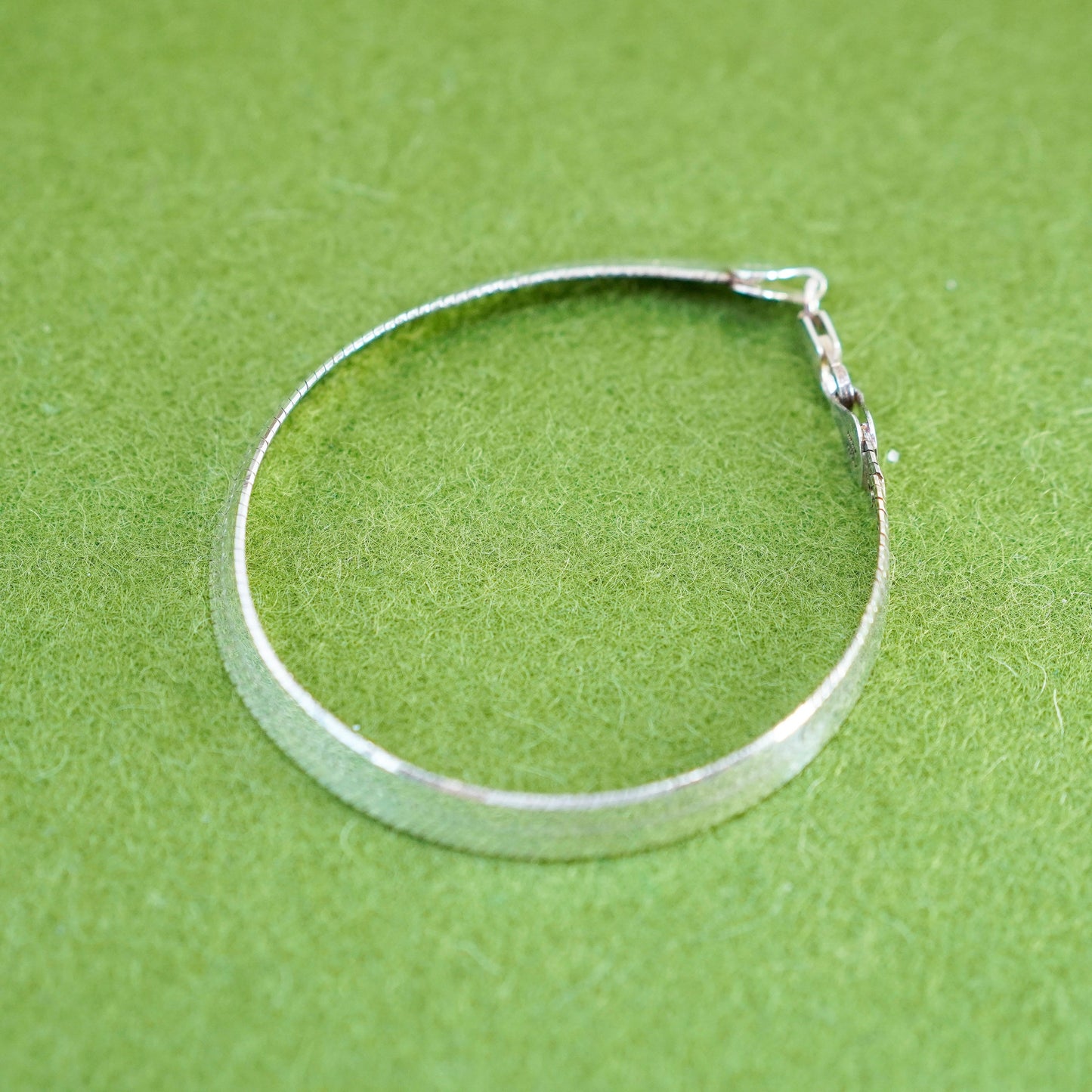 7”, 7mm, Vintage sterling silver herringbone bracelet, 925 chain