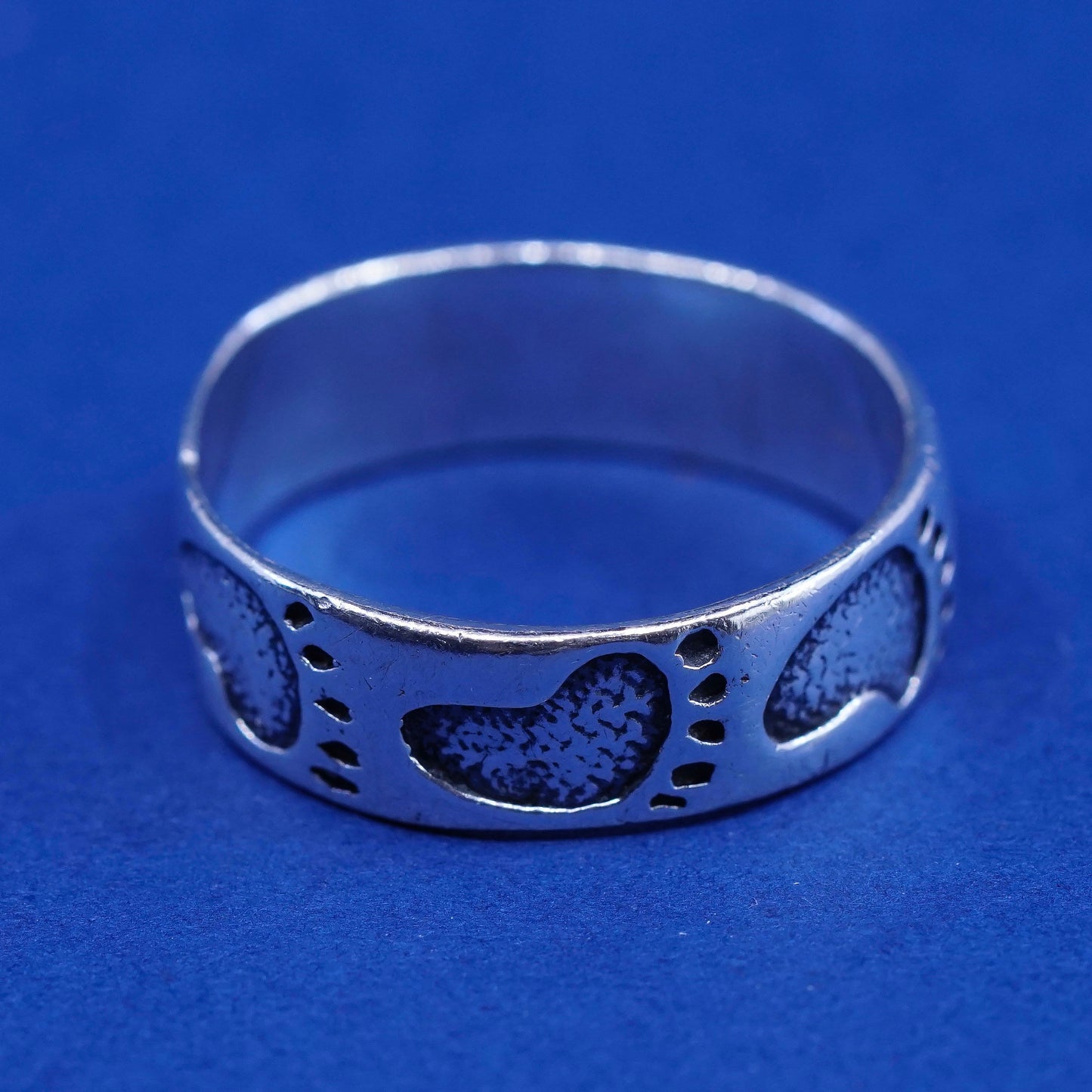 Size 9, vintage sterling silver handmade ring, 925 band with footprint