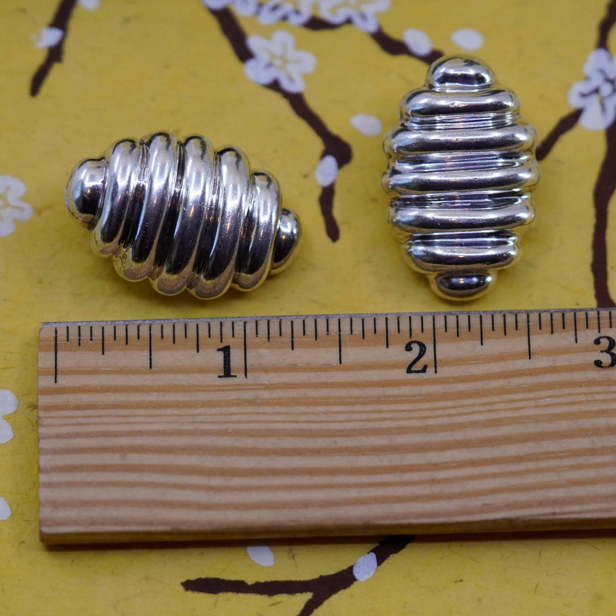 Vintage Sterling silver handmade clip on earrings, modern 925 ribbed earrings