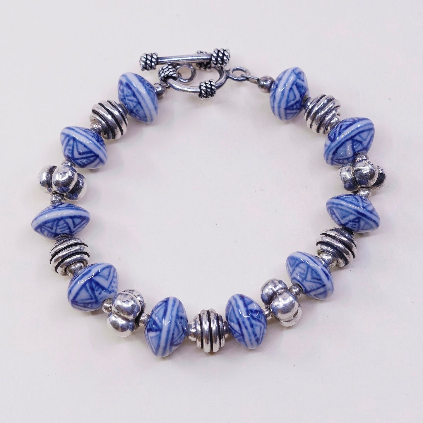 6.25”, VTG handmade bracelet glazed ceramic beads w/ 925 beads N toggle closure