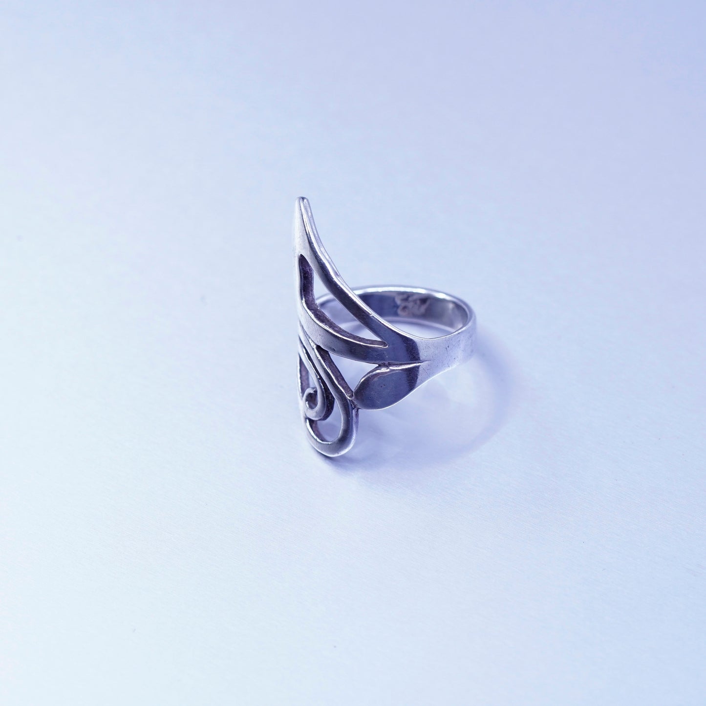 Size 7, vintage Sterling 925 silver handmade ring, modern multi band