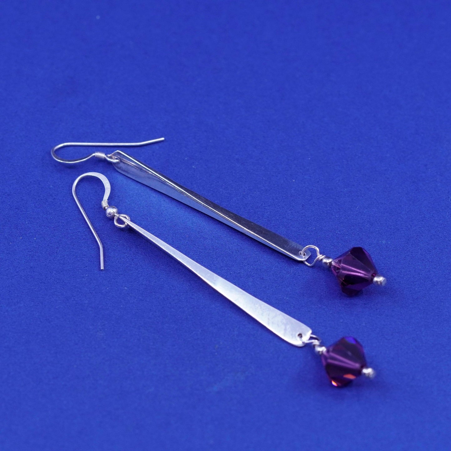2.5” Vintage Sterling Silver long Earrings. 925 ribbed bar with crystal
