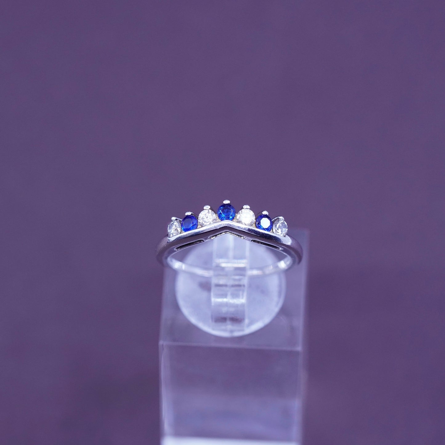 Size 6, vintage Sterling 925 silver handmade ribbed ring with blue topaz and Cz