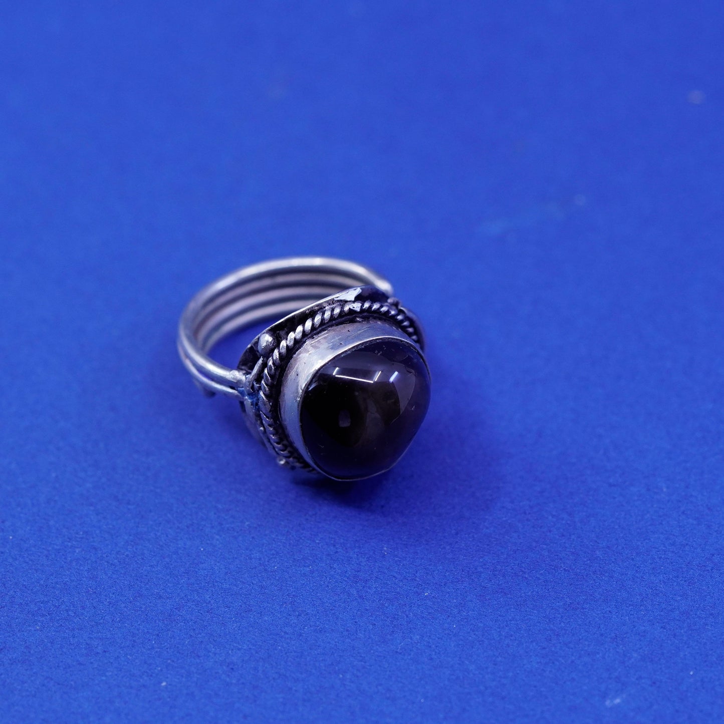 Size 5.5, vintage Sterling 925 silver handmade ring with tiger eye