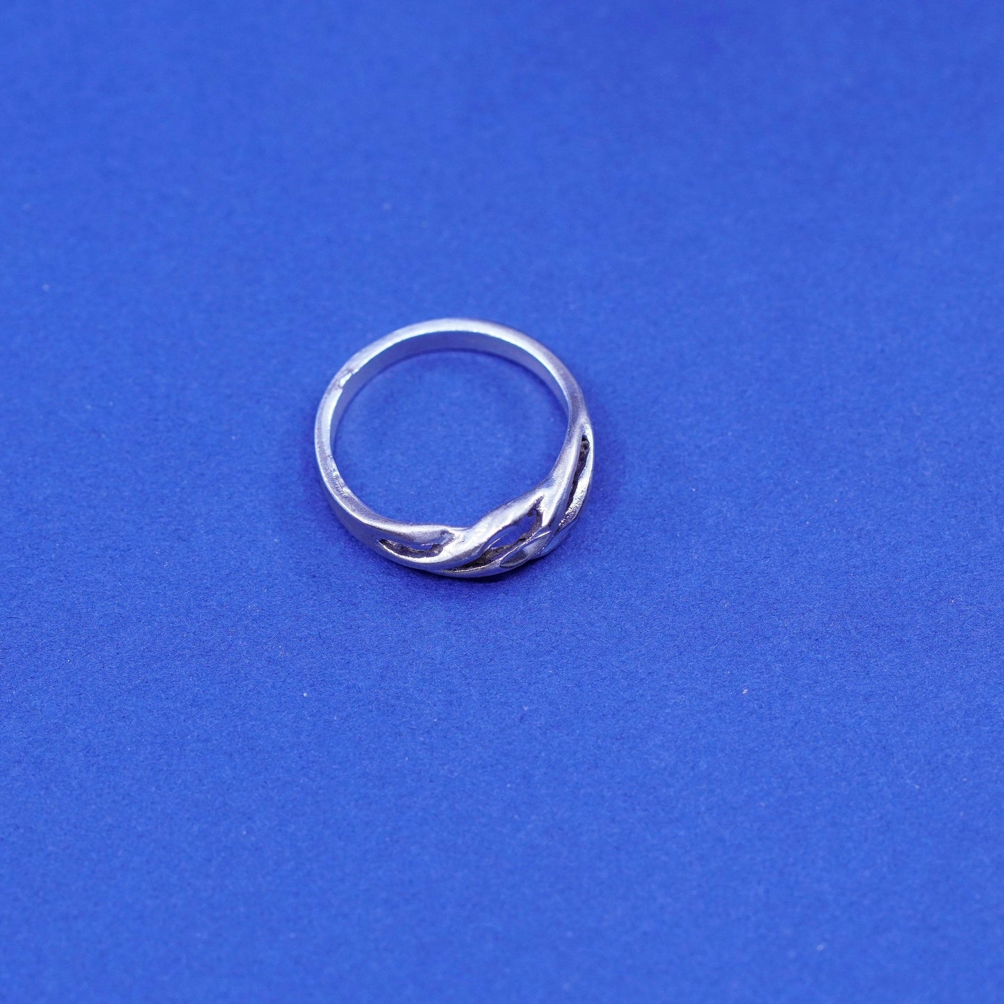 Size 4.75, vintage Sterling silver handmade ring, 925 twisted band