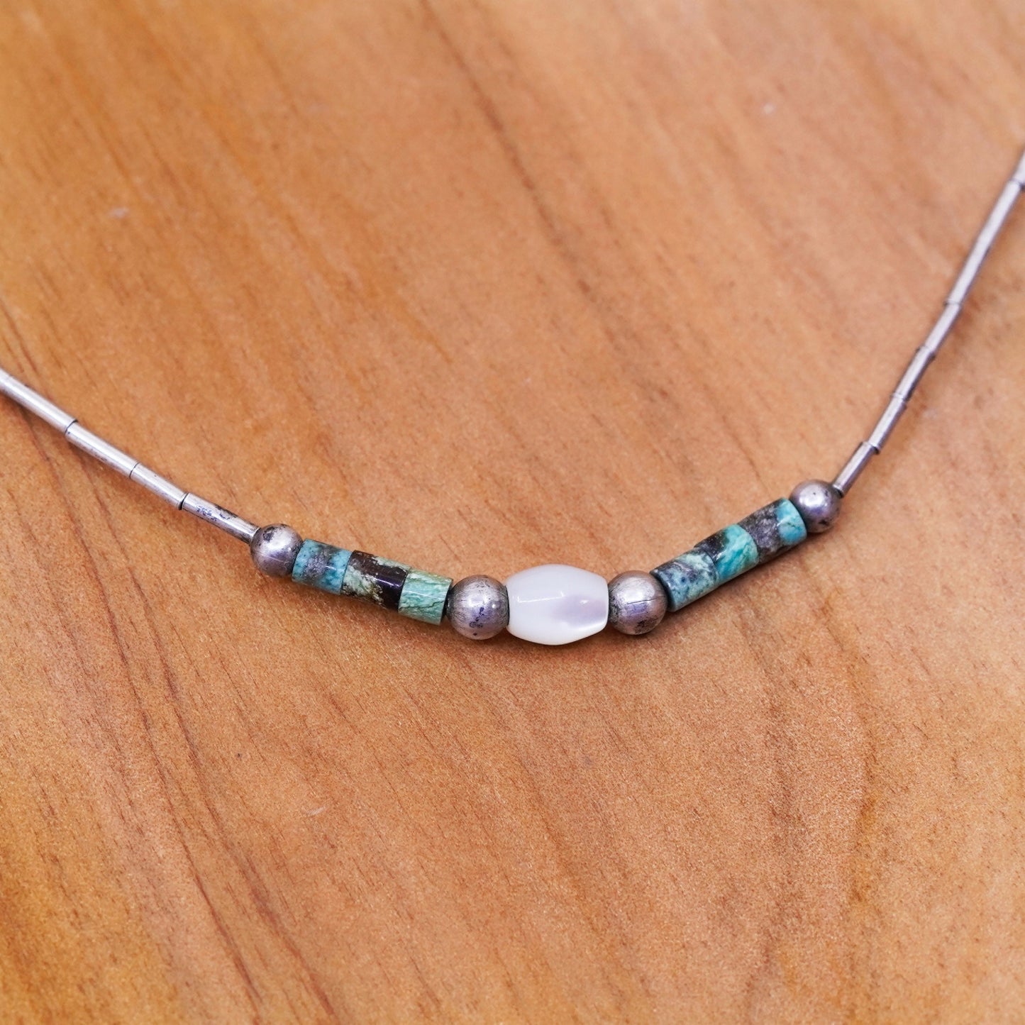 16”, Vintage Sterling 925 liquid silver necklace with turquoise beads