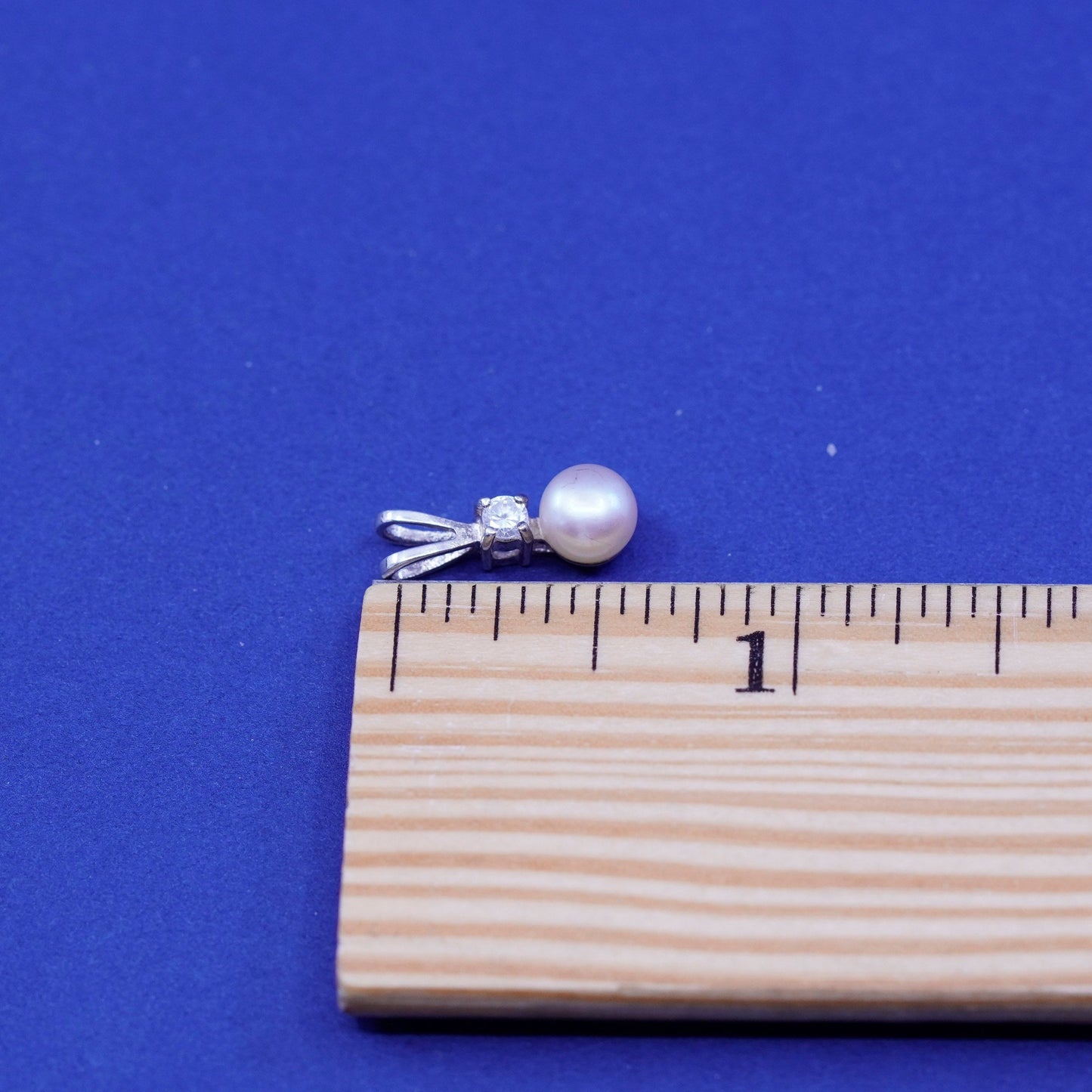 Vintage Sterling silver pendant, charm with pearl and crystal