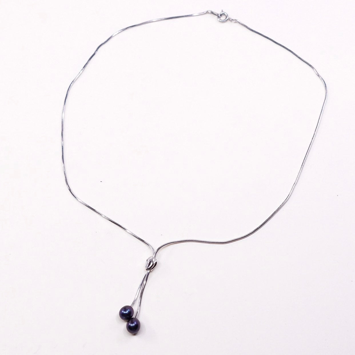 16", VTG sterling silver necklace, black pearl pendant w/ snake chain