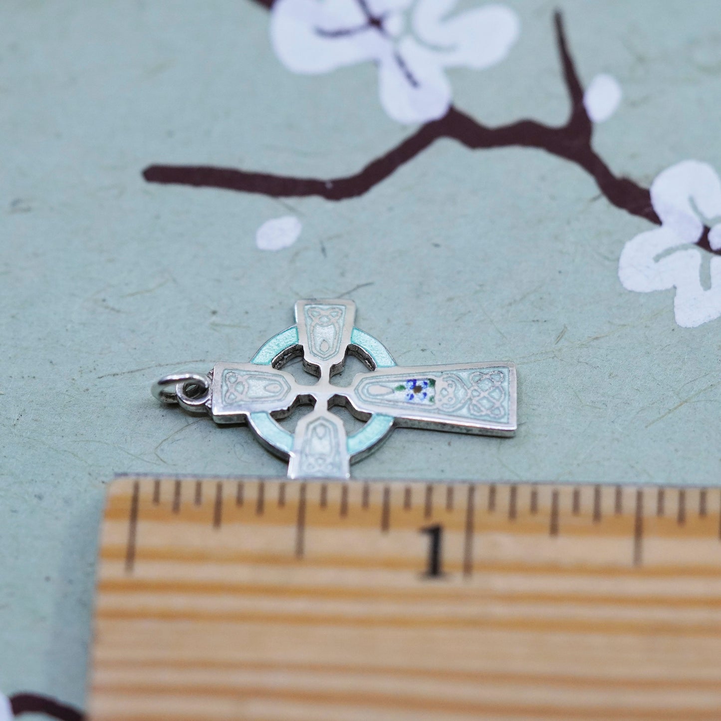 Vintage Creed handmade Sterling silver pendant, 925 enamel cross