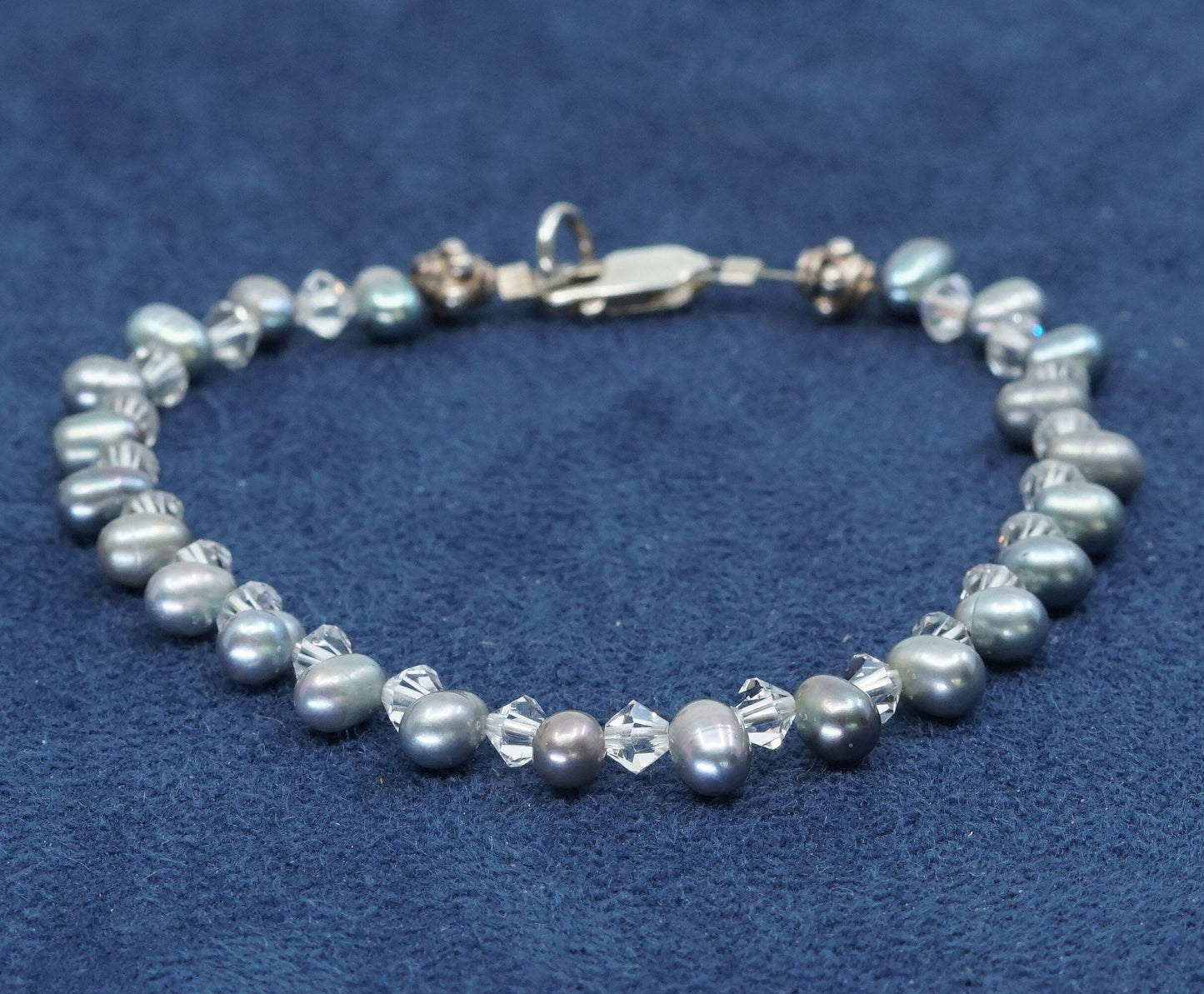 7.5", Sterling silver handmade bracelet, 925 clasp w/ pearl N crystal beads