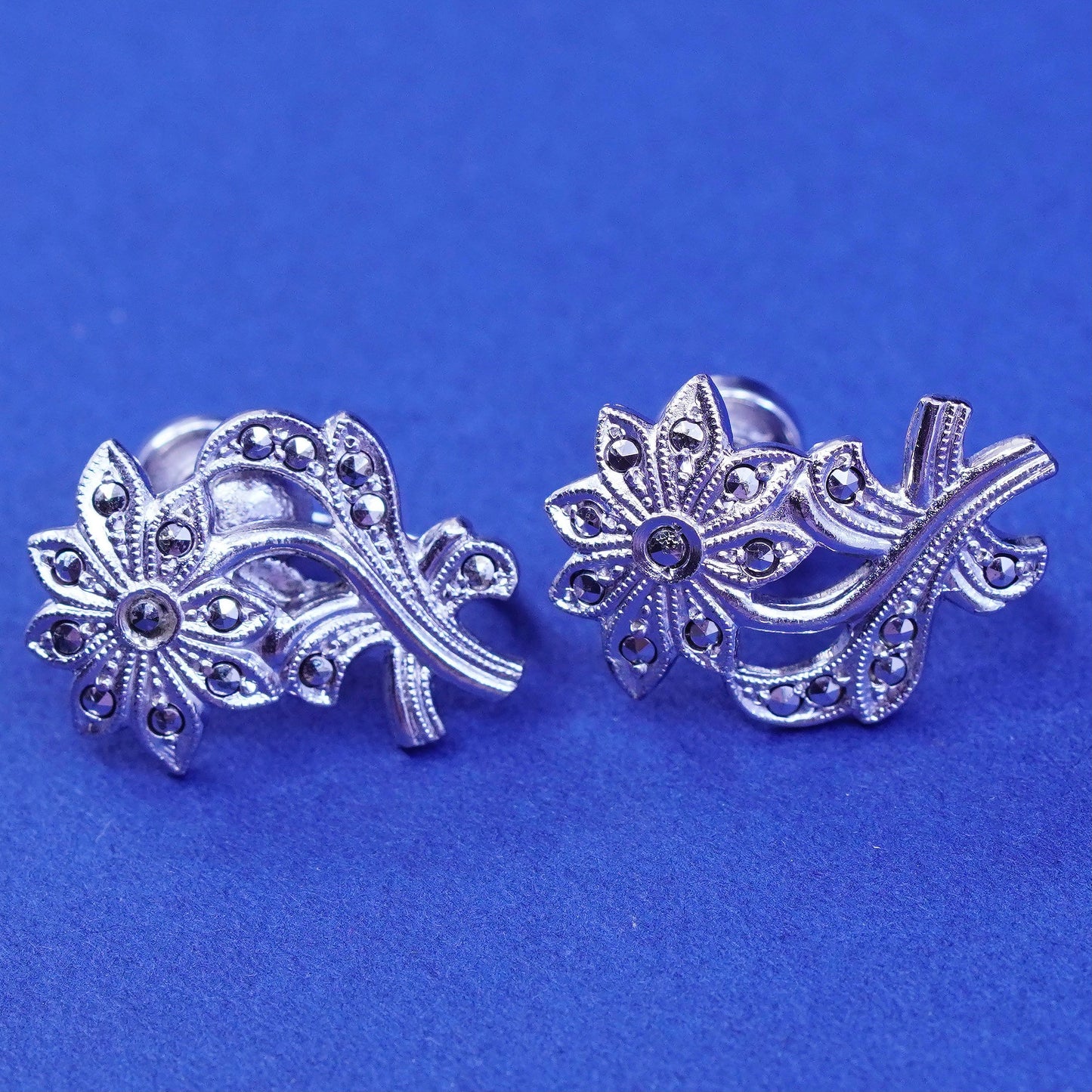 Vintage Sterling silver handmade earrings, 925 screw back sunflower flower