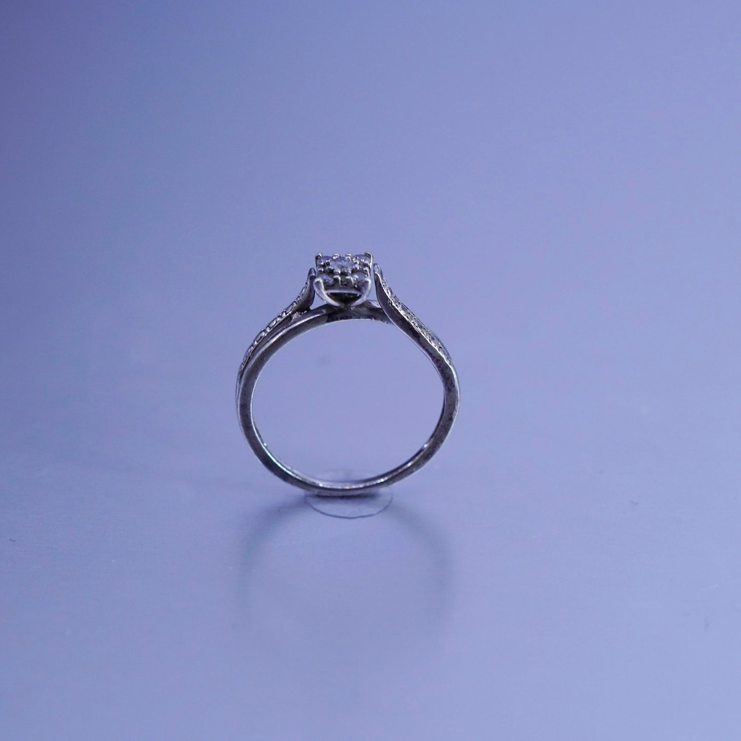 Size 7.25, vintage Sterling 925 silver ring with genuine cluster diamond