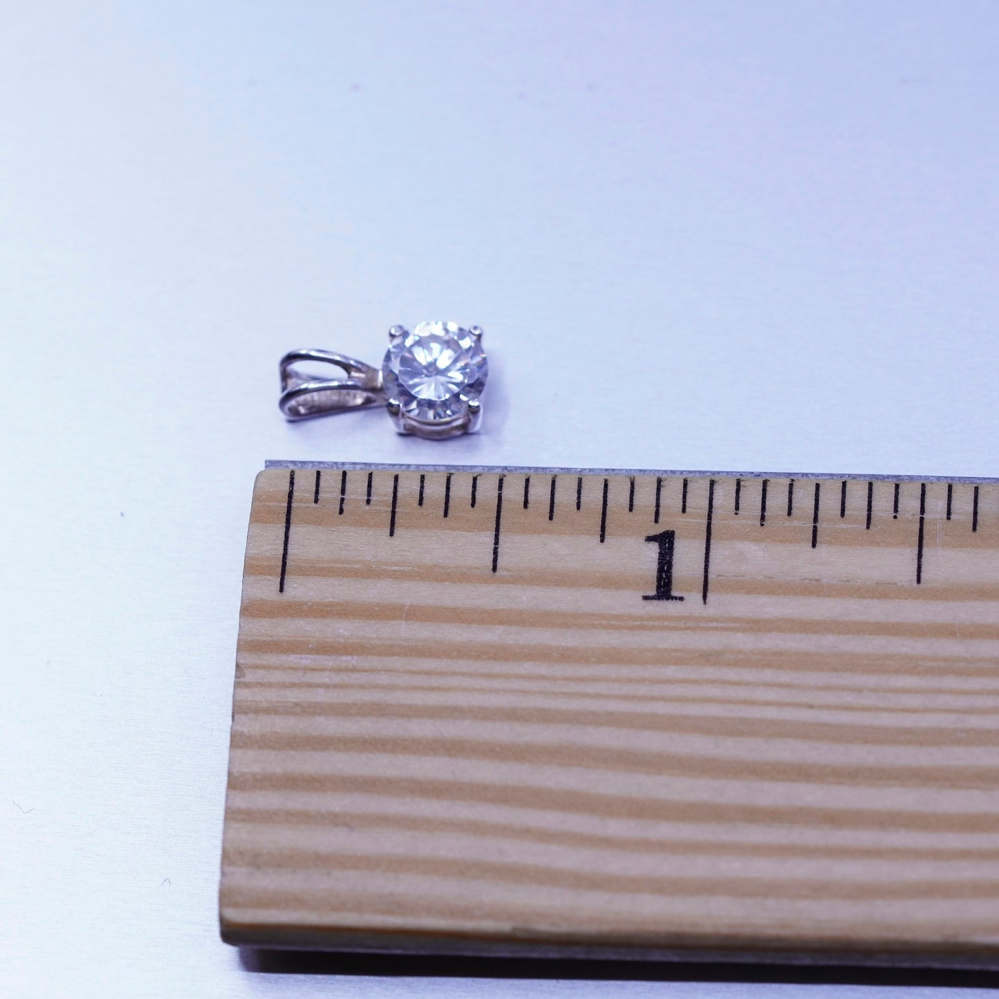 antique sterling 925 silver pendant with round Cz