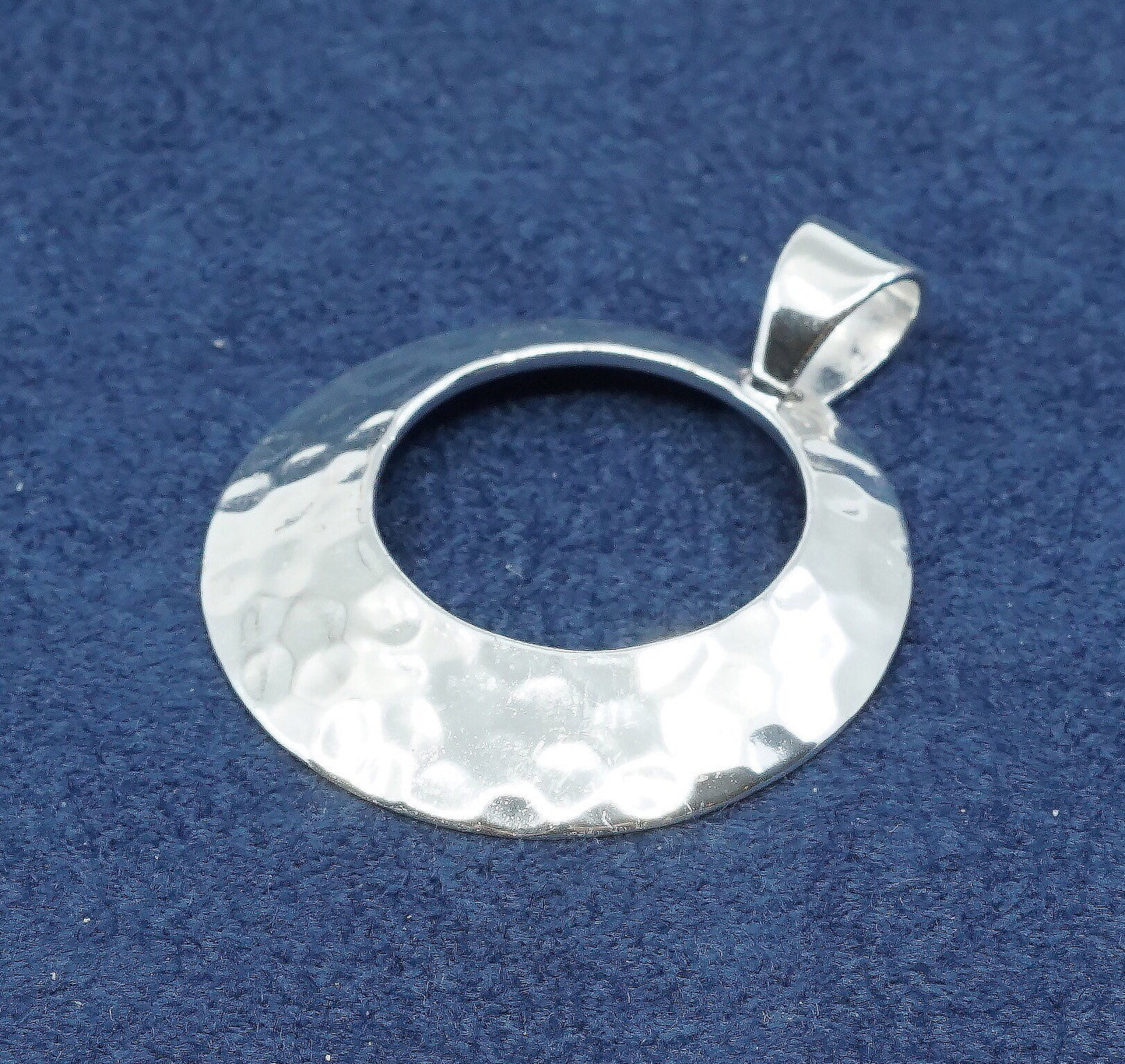 vtg CI Sterling silver handmade pendant, 925 Hammered circle pendant