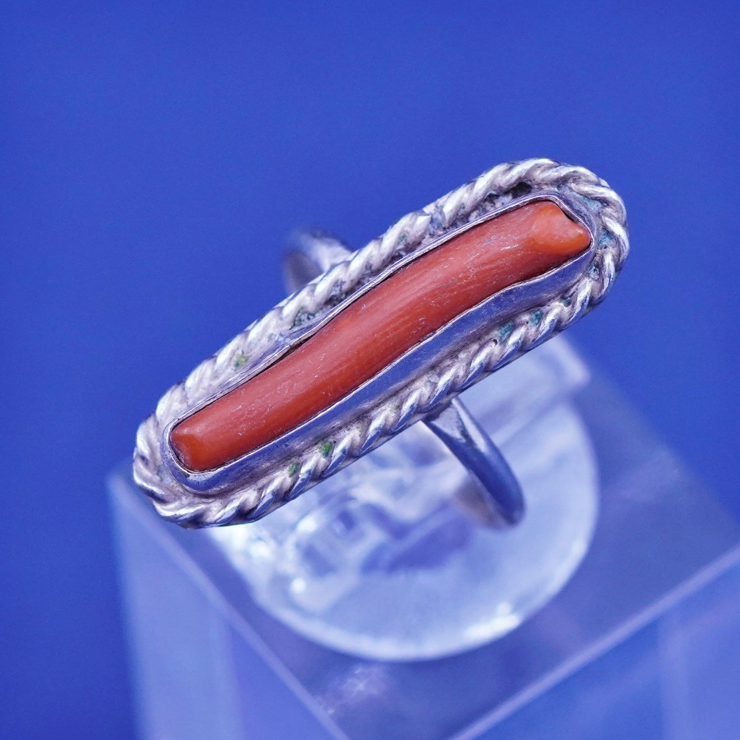 Size 2.5, vtg Native American navajo Sterling 925 silver handmade ring coral