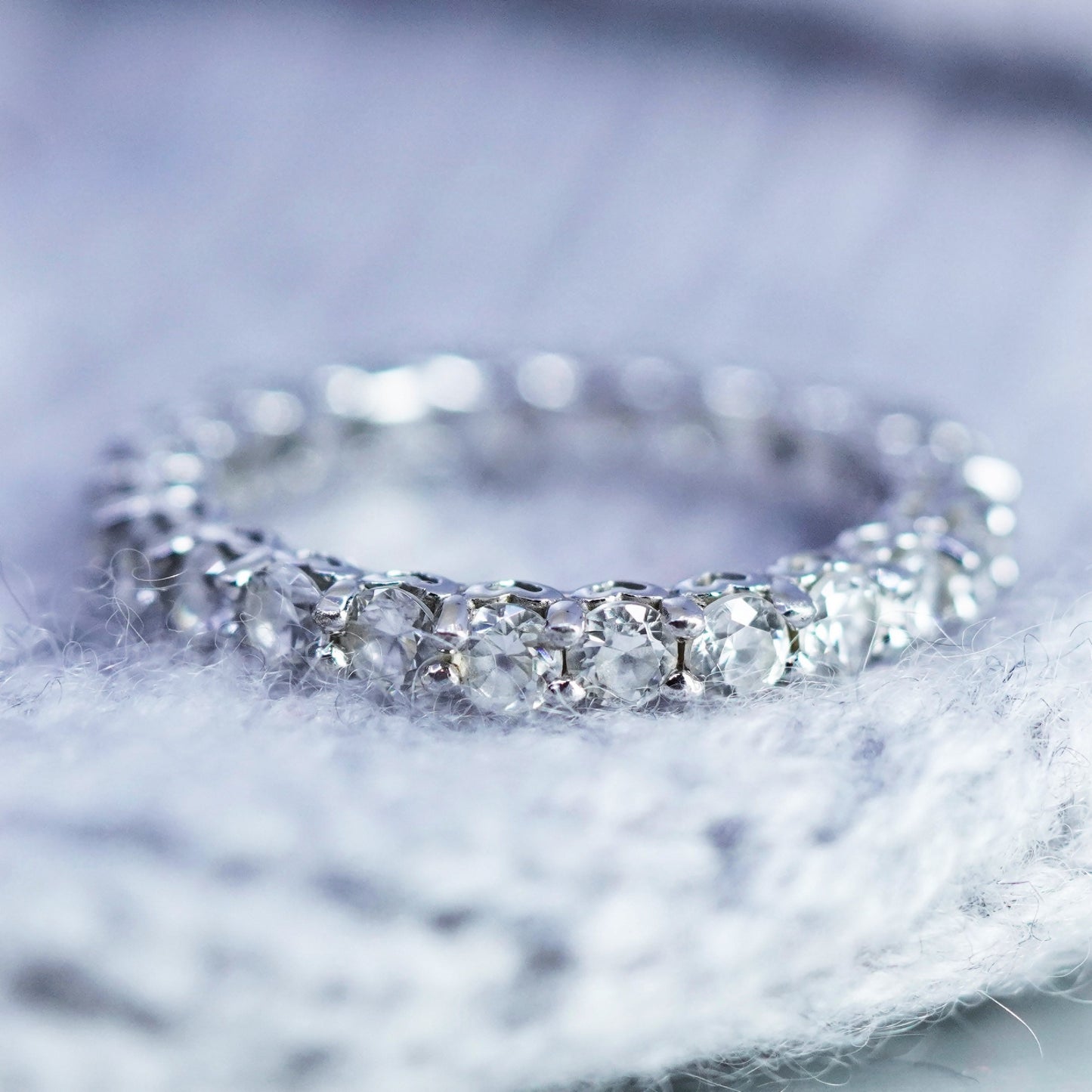 Size 8.25, vintage Sterling 925 silver wedding ring, Cz band