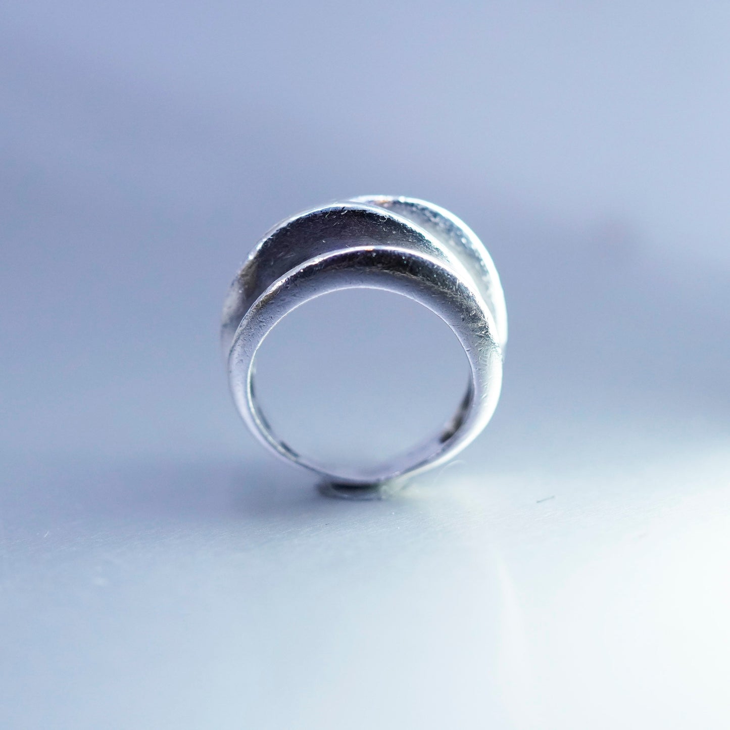 Size 8.5, vintage Sterling 925 silver handmade ring, modern ribbed band