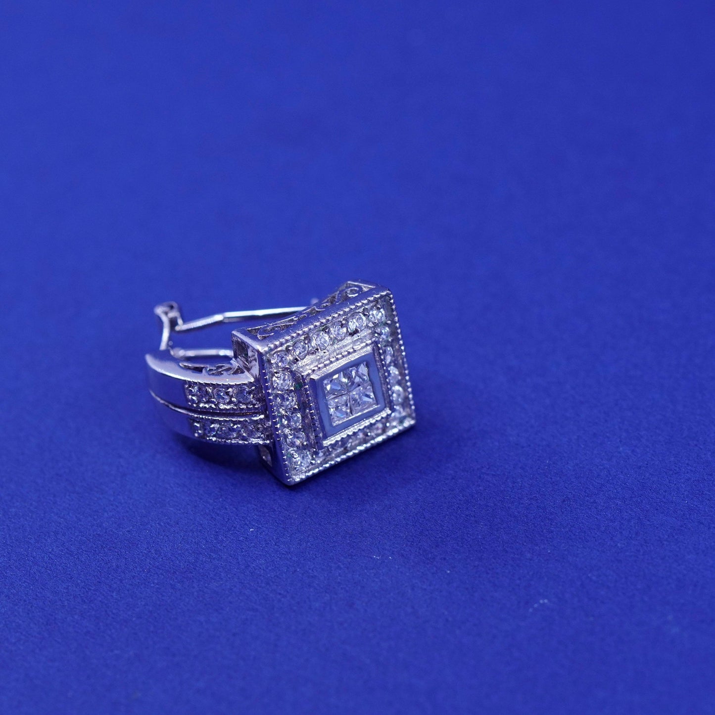 Vintage Sterling silver earrings, 925 circle with cluster cz