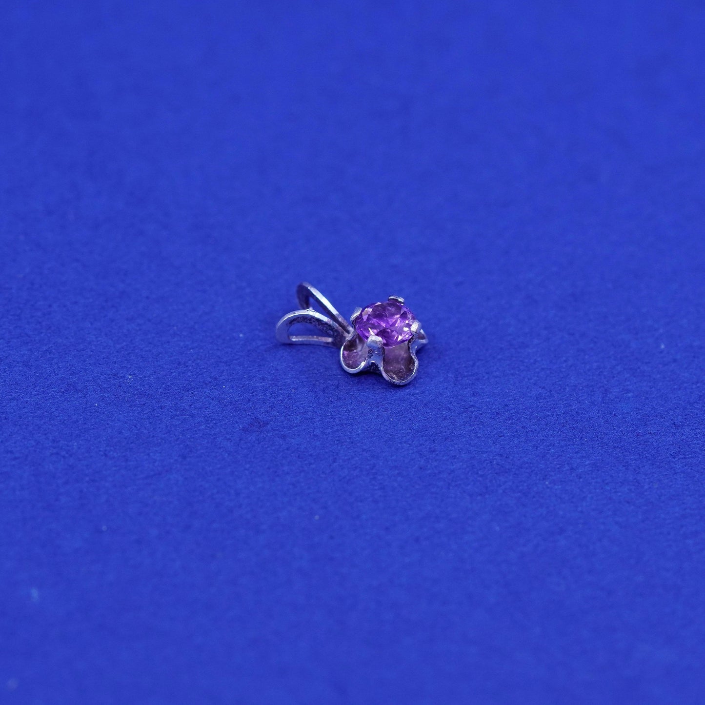 Vintage Sterling 925 silver handmade pendant with amethyst