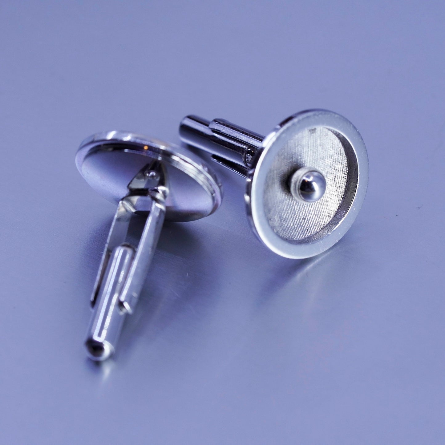 Vintage 1950s sterling silver cuff link, 925 textured round cufflink with pearl
