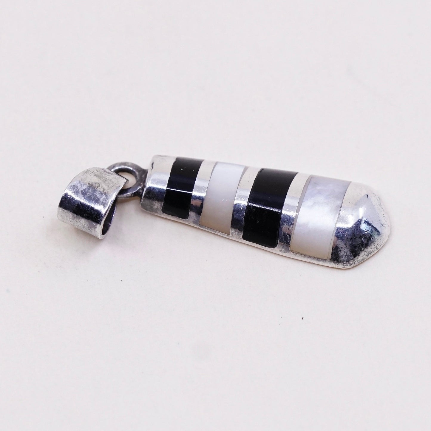 vintage handmade sterling silver pendant, Mexico 925 silver with black onyx MOP