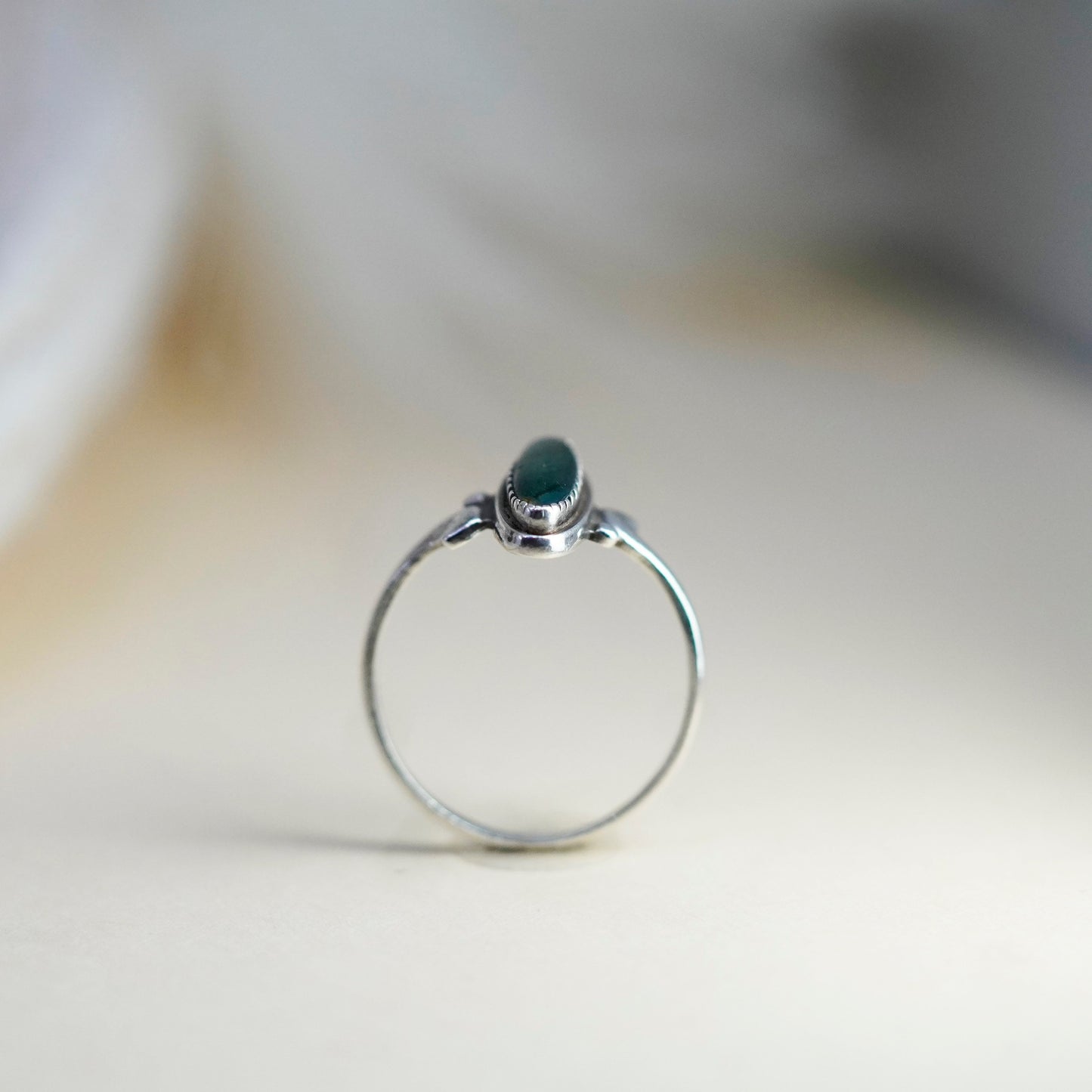 Size 7, Vintage sterling 925 silver handmade ring with abalone