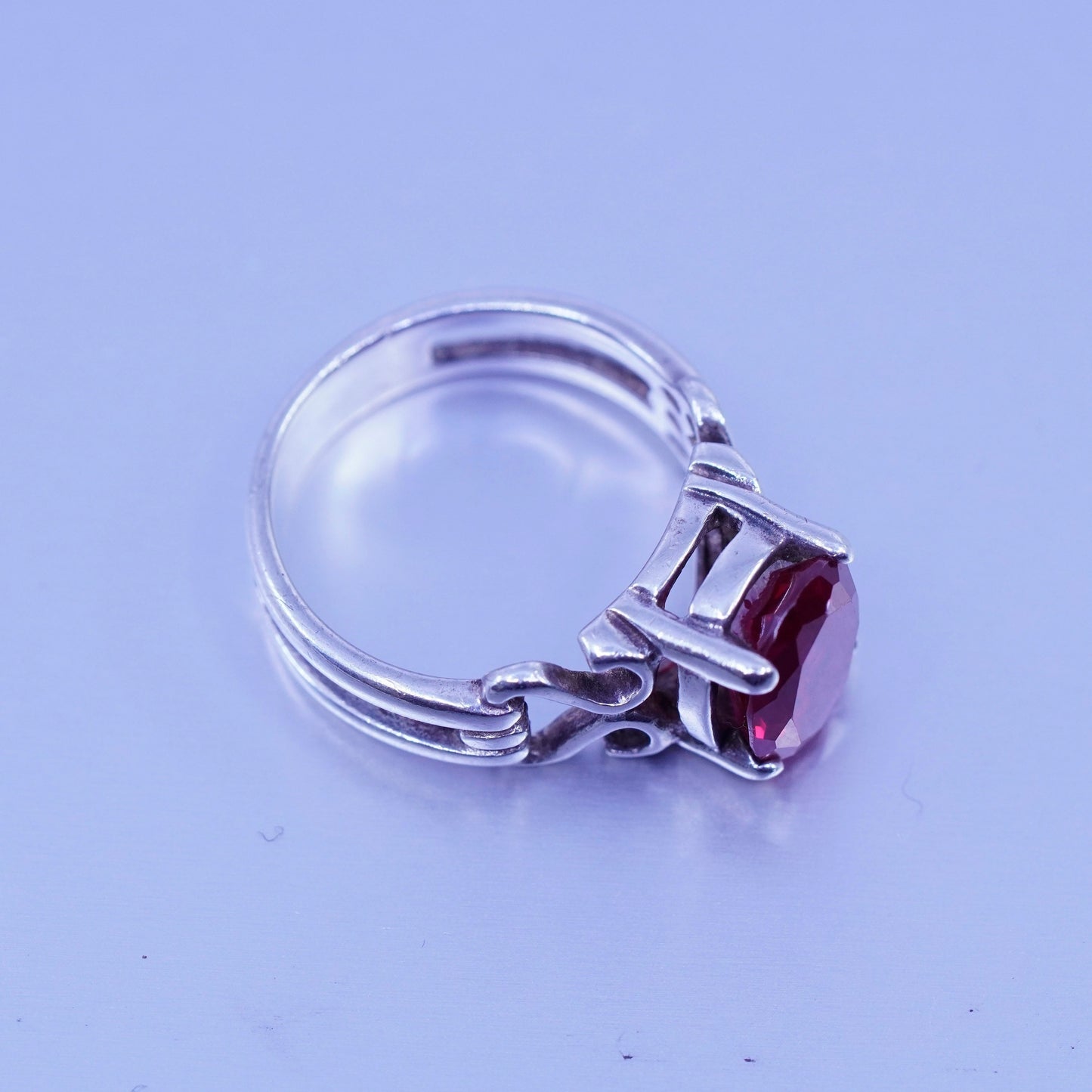 Size 7, vintage Sterling 925 silver filigree ring with ruby