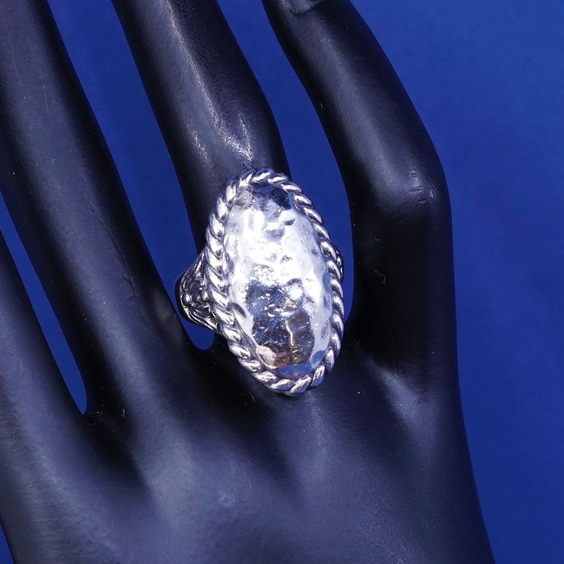 sz 7.75, Sterling silver handmade ring, mexico 925 Statement ring w/ hammered
