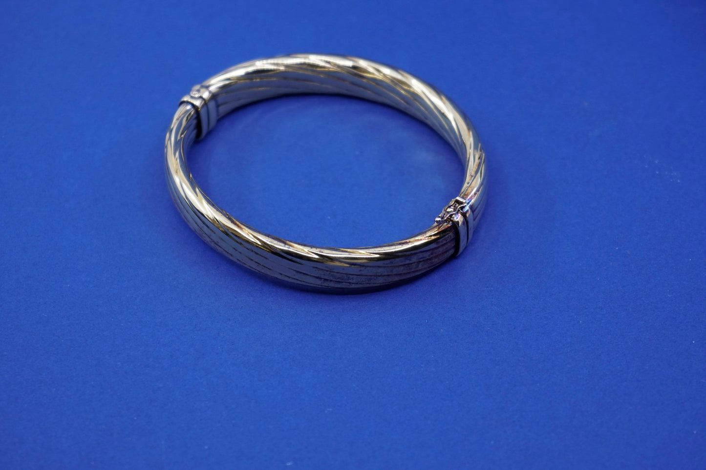 7.75”, Vermeil gold over sterling silver bracelet, 925 twisted cable bangle