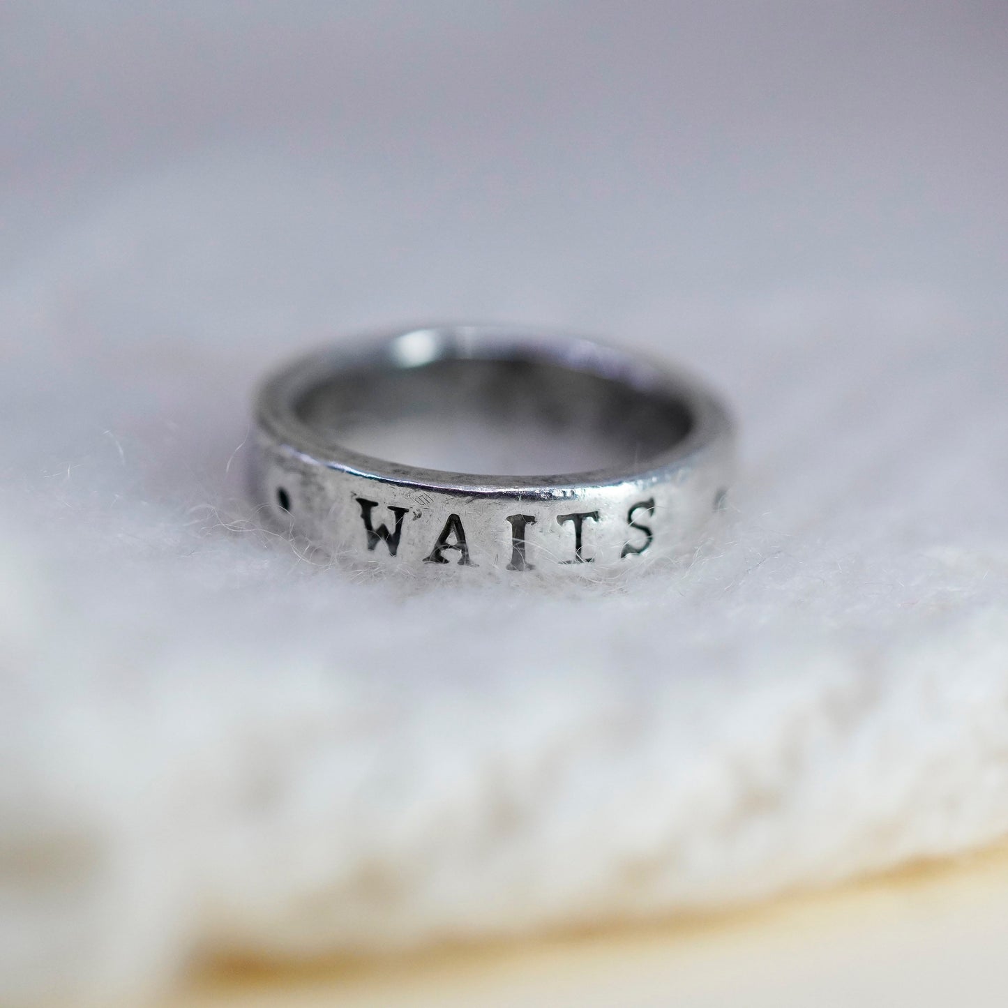 Size 5.75, VTG sterling silver ring, 925 quote band engraved “true love waits”