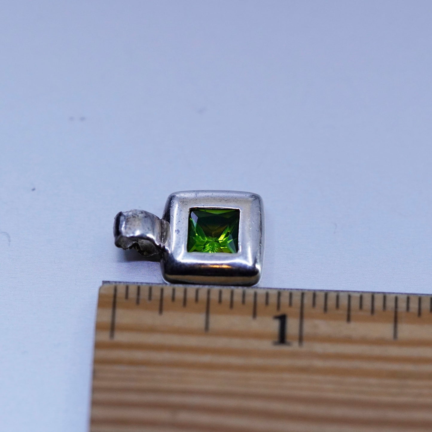 antique sterling 925 silver handmade pendant with square peridot