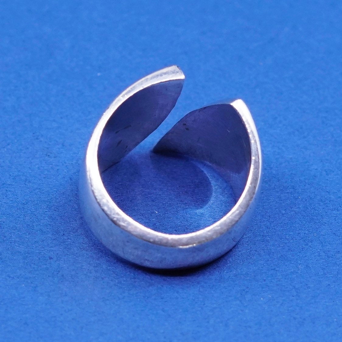 Size 7, vtg Sterling silver handmade ring, modern minimalist 925 band