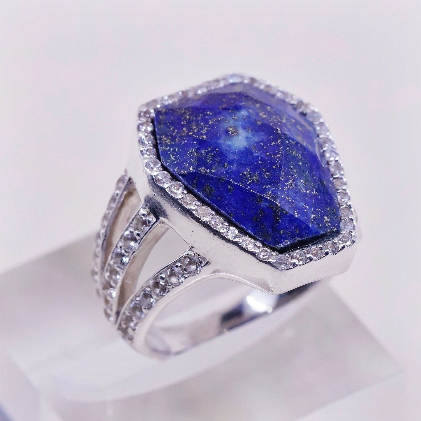 Size 10, vtg sterling 925 silver handmade ring with Lapis lazuli and Cz around