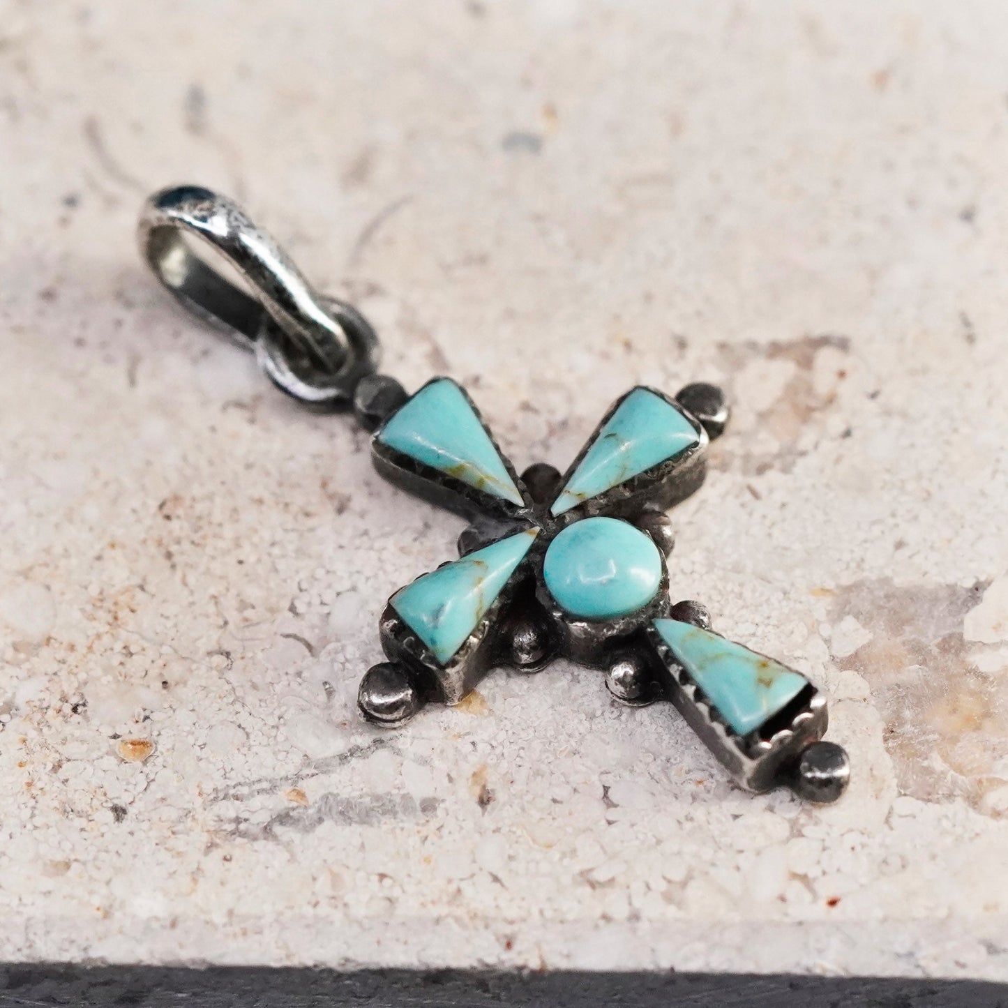 Native American southwestern Sterling 925 silver handmade pendant w/ turquoise