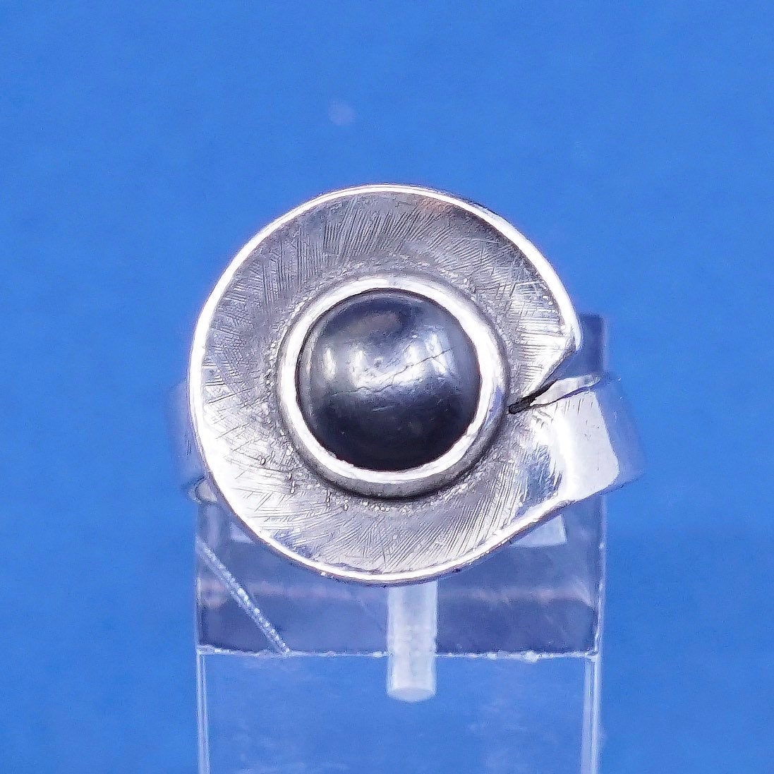 sz 7.5, vtg modern Sterling silver handmade ring, southwestern, 925 w/ hematite