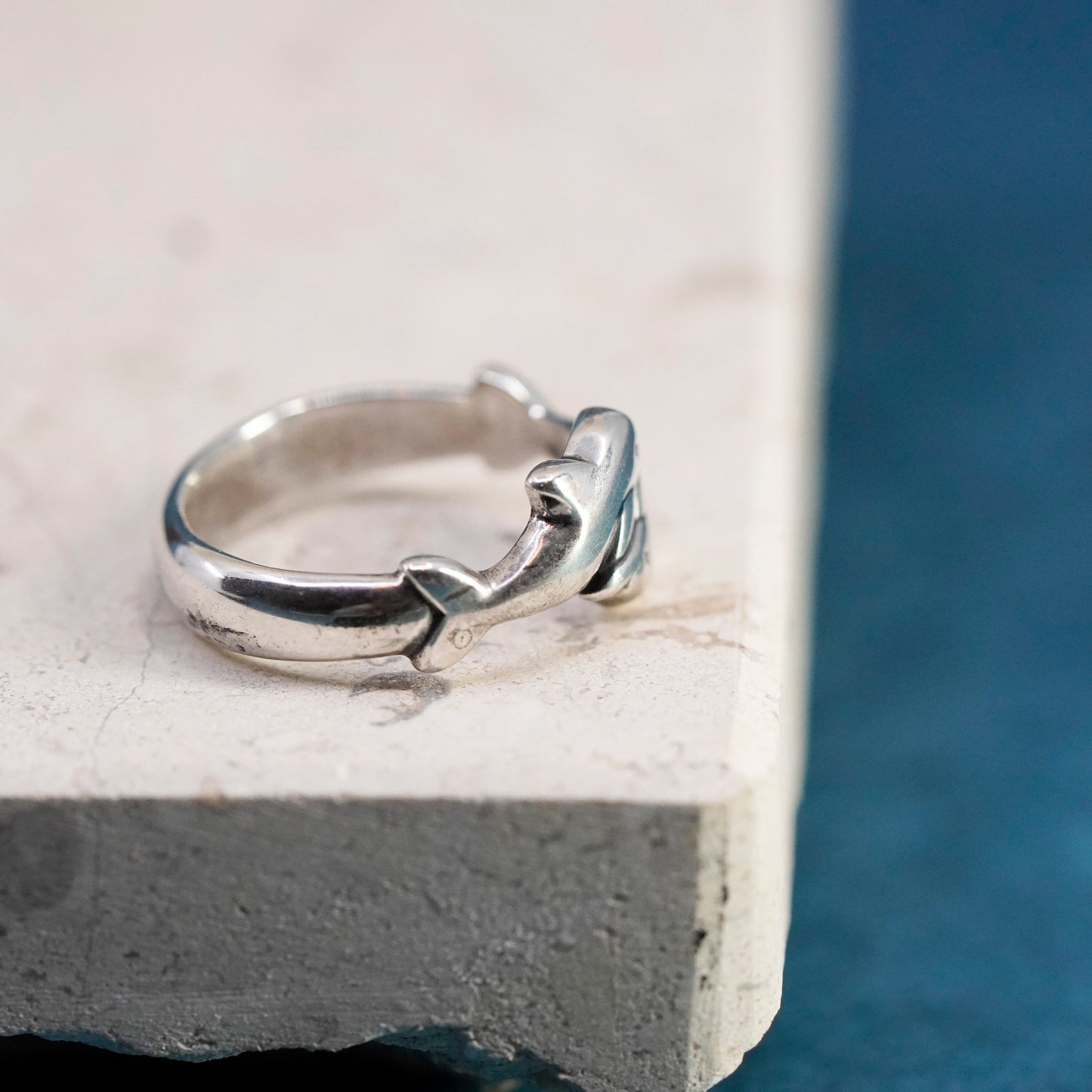 Size 6.5, retired James Avery sterling silver handmade ring, 925 dolphin band