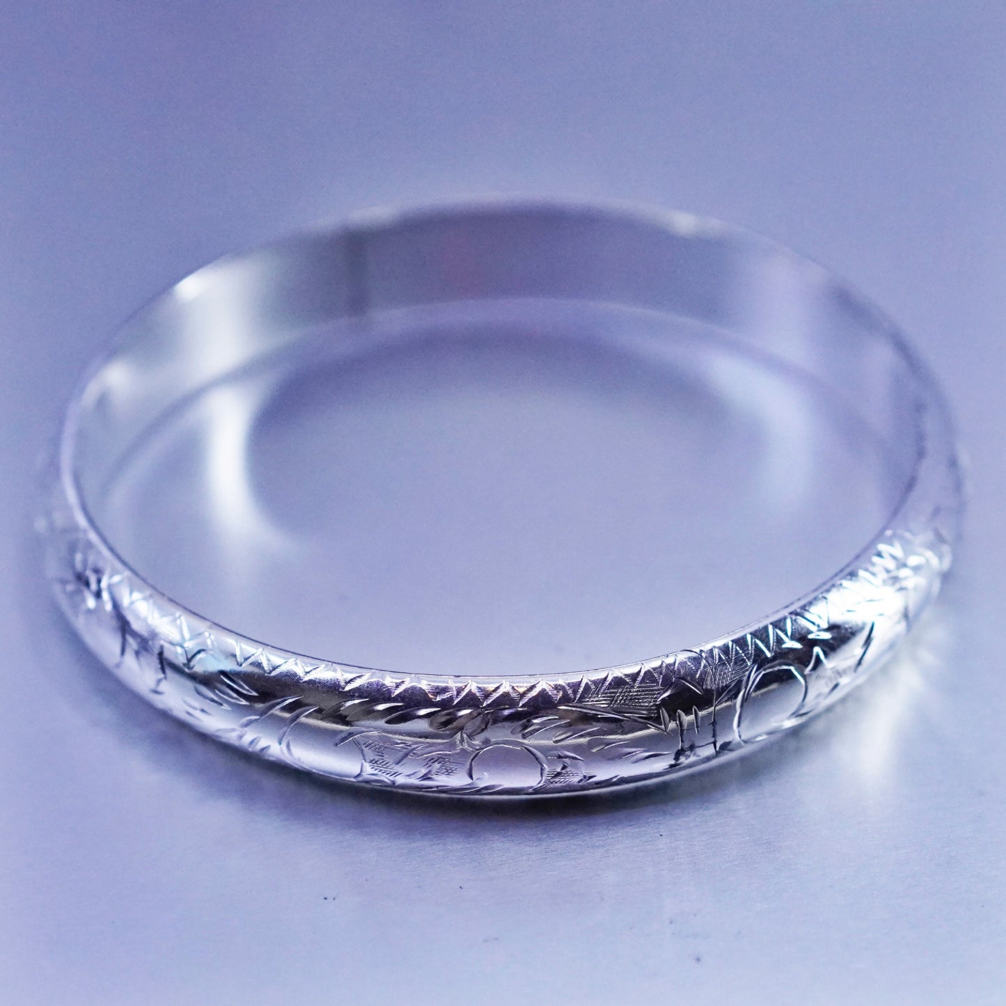 7.25”, Vintage Sterling 925 silver handmade bracelet, textured hinged bangle