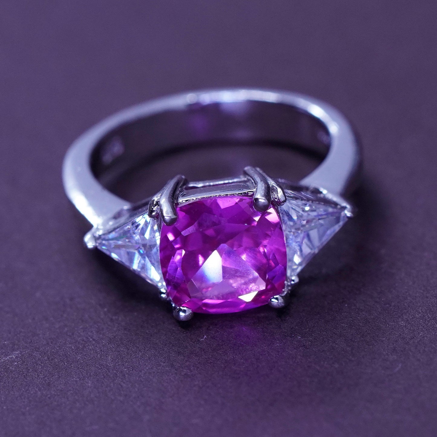 Size 5.25, vintage Sterling 925 silver ring with pink crystal and clear cz