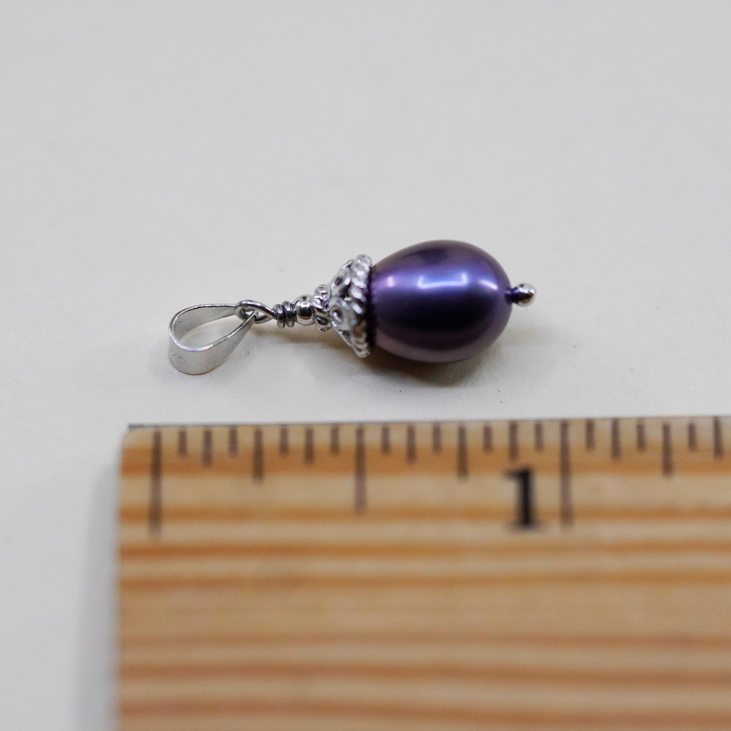 Vintage Sterling 925 silver handmade pendant with black pearl