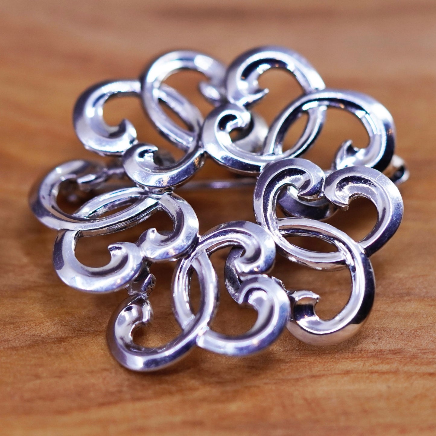 Vintage WRE Richards Jewelry Company sterling 925 silver swirly brooch