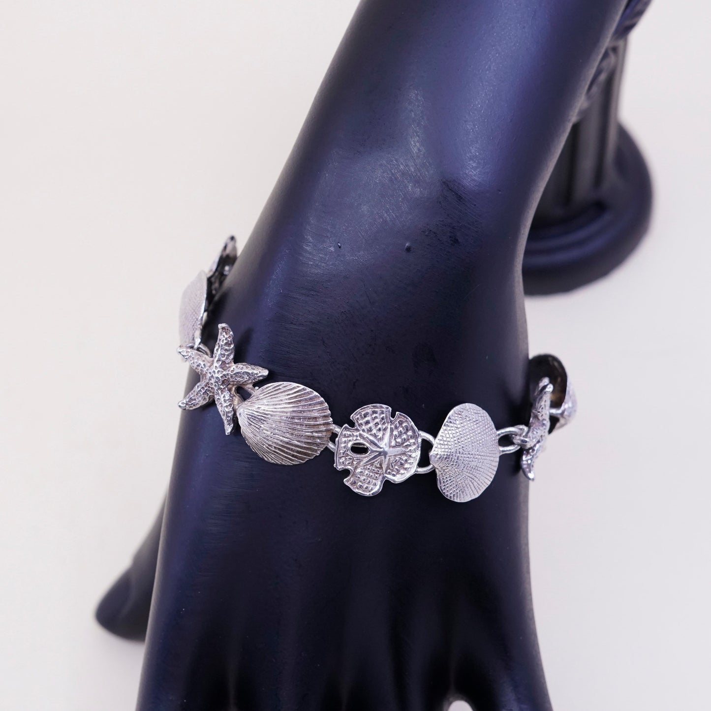 6.75”, ocean lover Sterling silver bracelet, 925 sand dollar, shell, starfish