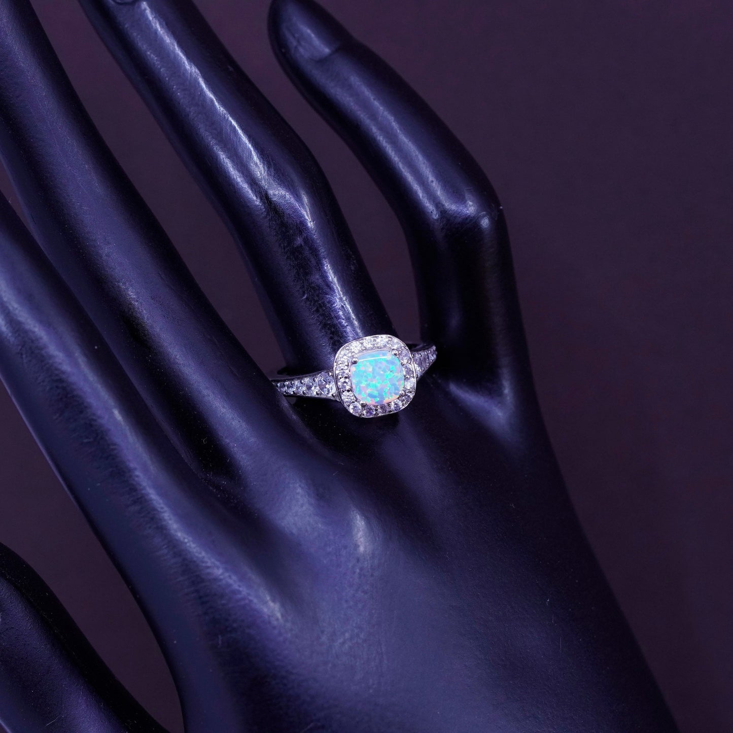 Size 8.5, vintage Southwestern Sterling 925 silver handmade ring with opal cz