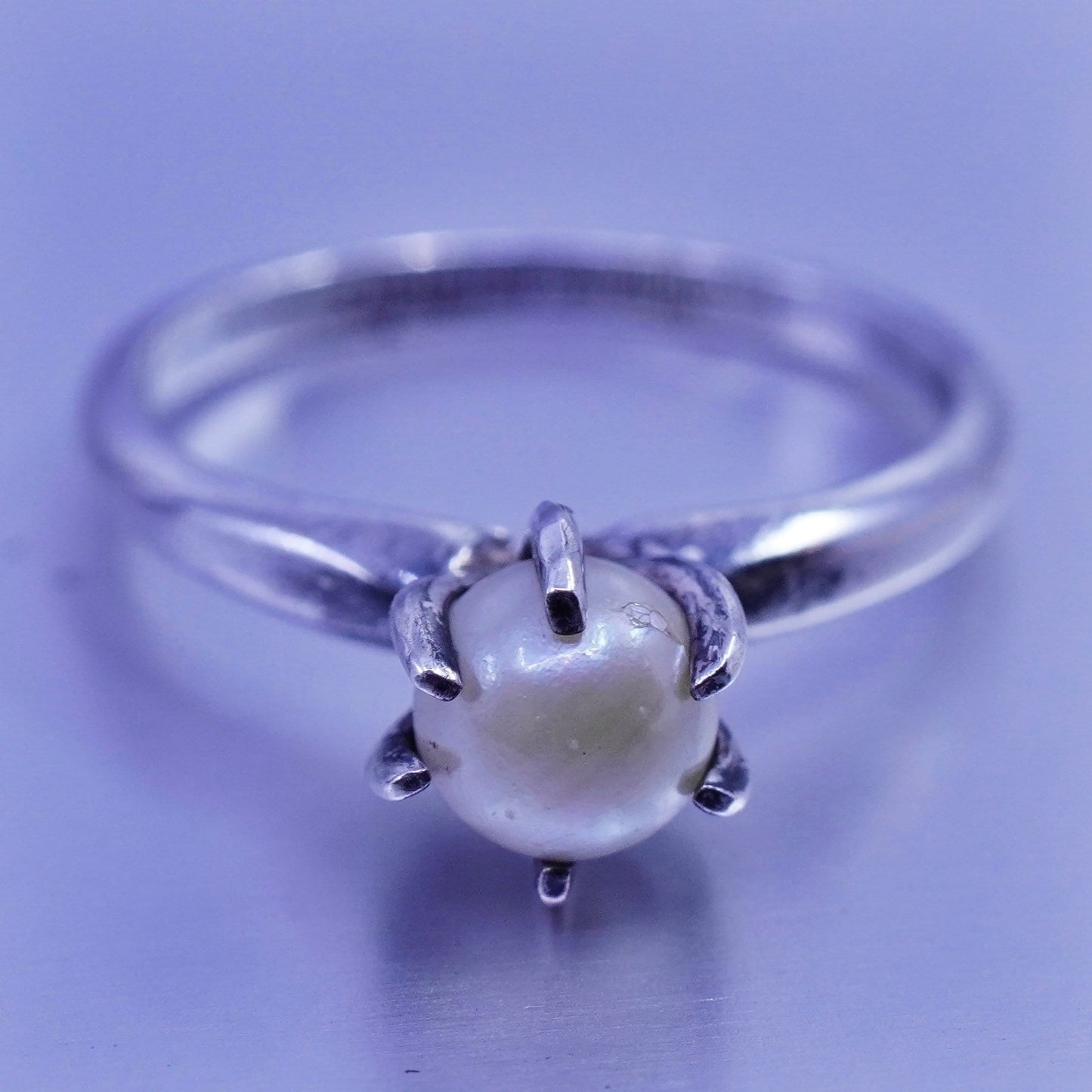 Size 6.5, vintage Sterling 925 silver handmade ring with pearl