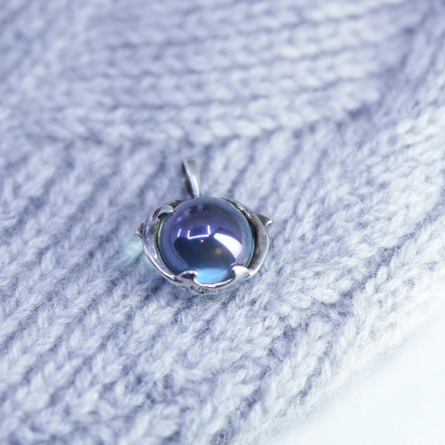 Vintage sterling 925 silver healing crystal sphere pendant with dolphins